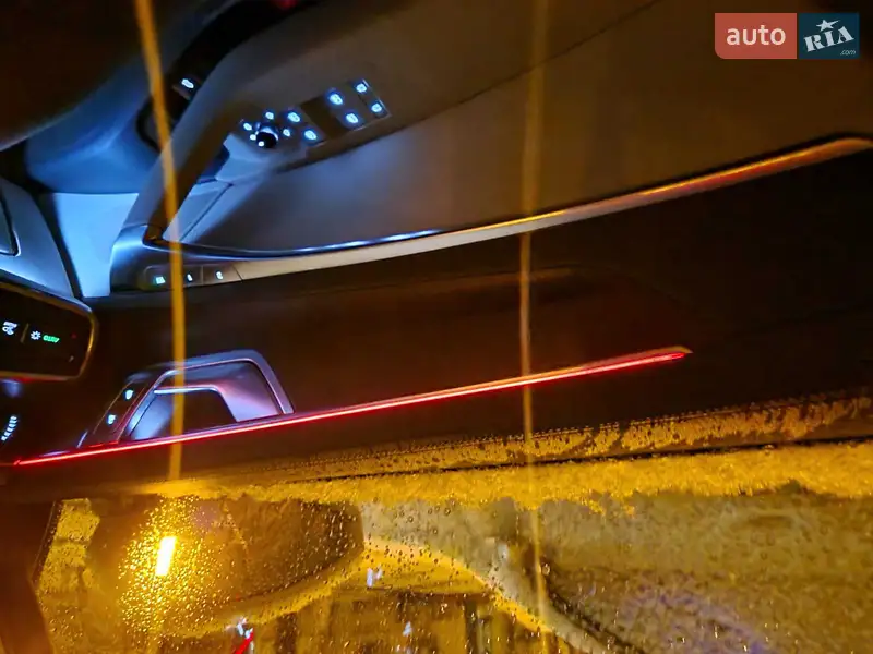 Седан Audi A6 2019 в 