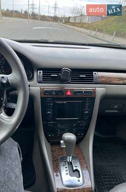 Седан Audi A6 2002 в 