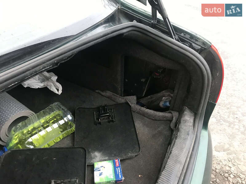 Седан Audi A6 1999 в Бару