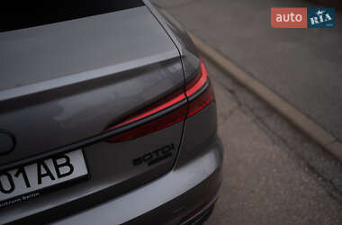 Седан Audi A6 2018 в 