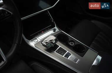 Седан Audi A6 2018 в 