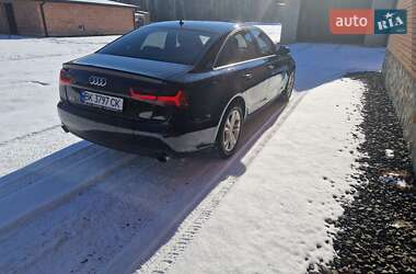 Седан Audi A6 2012 в 