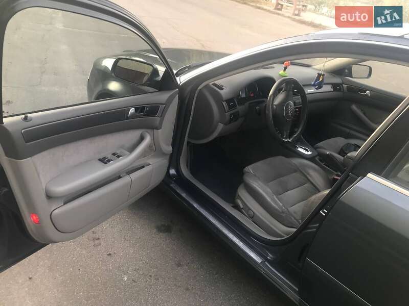 Универсал Audi A6 2004 в Киеве