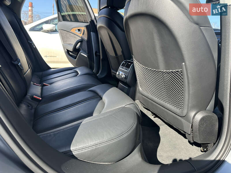 Седан Audi A6 2015 в Черновцах