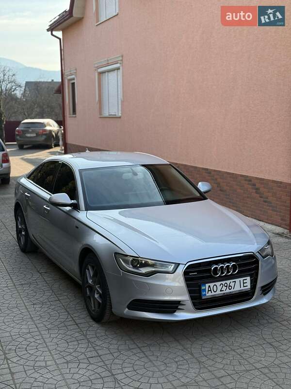 Седан Audi A6 2011 в Вышкове