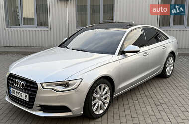 Седан Audi A6 2011 в Мукачево