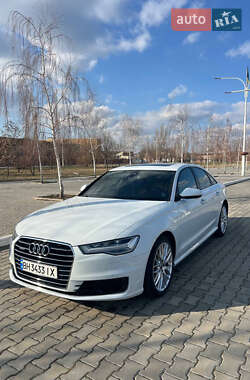 Седан Audi A6 2015 в Измаиле