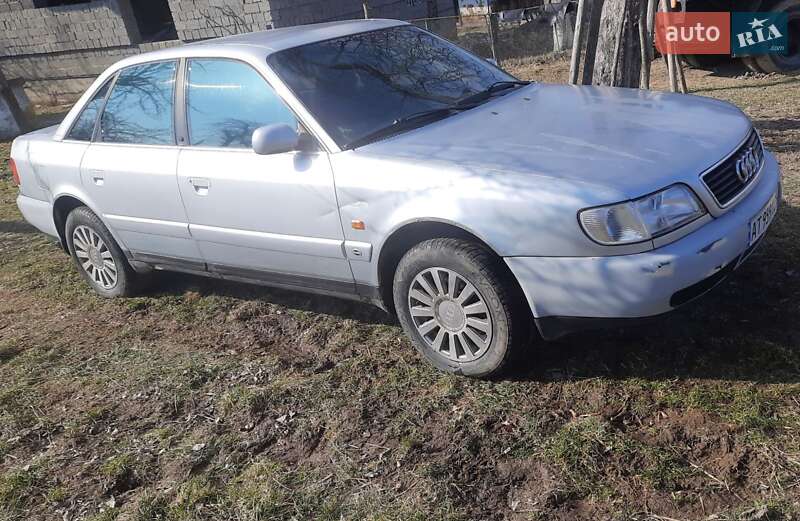 Седан Audi A6 1996 в Надворной