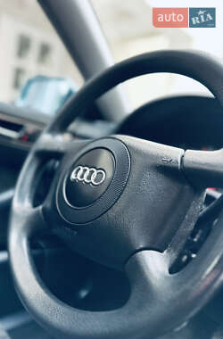 Седан Audi A6 2000 в 
