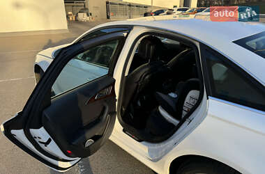 Седан Audi A6 2014 в Киеве