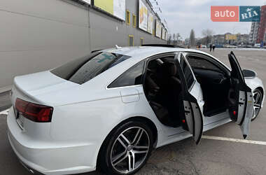 Седан Audi A6 2015 в 