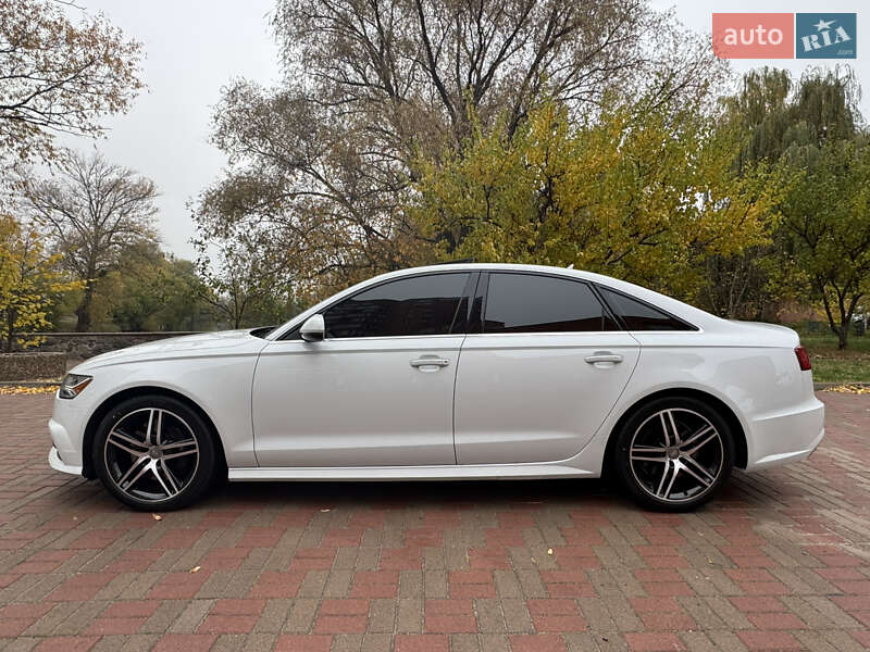 Седан Audi A6 2015 в Києві
