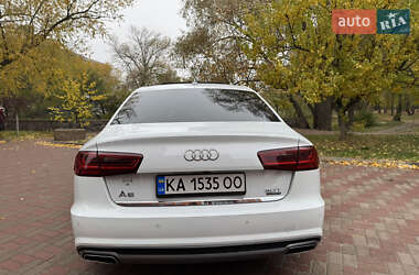 Седан Audi A6 2015 в 