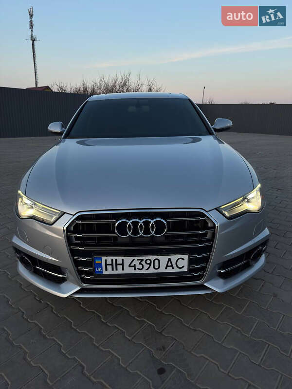 Седан Audi A6 2016 в Южноукраїнську