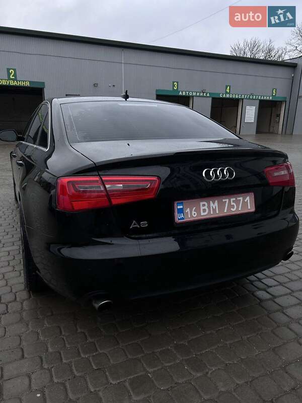 Седан Audi A6 2014 в Чорткові