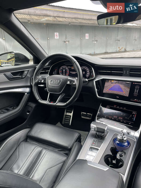 Седан Audi A6 2018 в Киеве