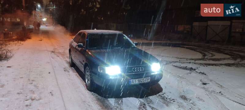 Седан Audi A6 1996 в Києві