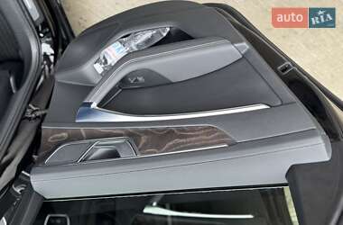 Седан Audi A6 2019 в 