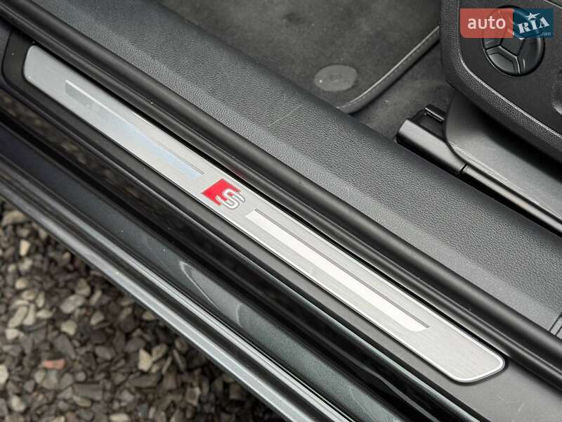 Седан Audi A6 2018 в Луцке