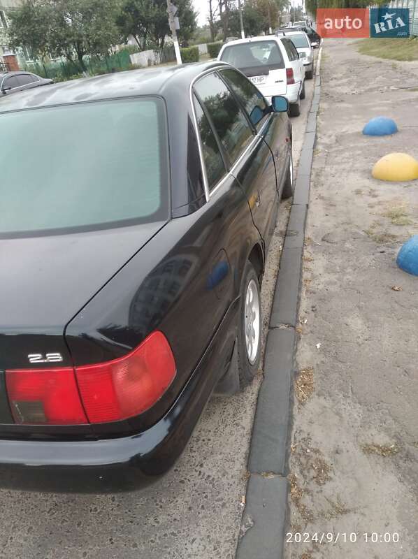 Седан Audi A6 1995 в Заречном