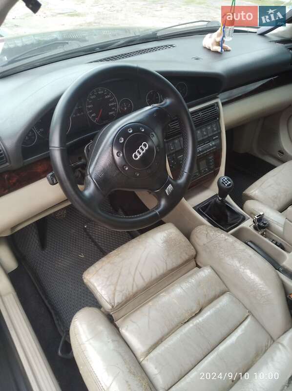 Седан Audi A6 1995 в Заречном