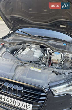 Седан Audi A6 2013 в 