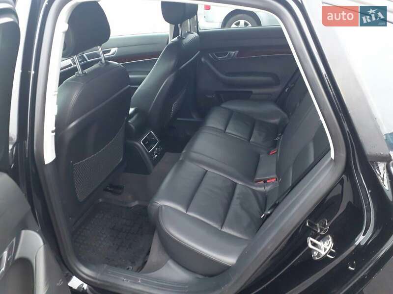 Седан Audi A6 2010 в Ровно