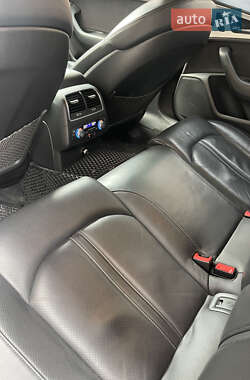 Универсал Audi A6 2016 в 