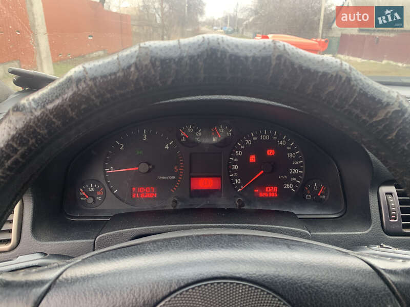 Седан Audi A6 2000 в Черкассах