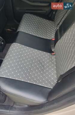 Седан Audi A6 2000 в 