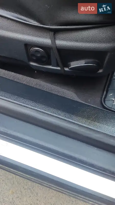 Audi A6 2000 VIN WAUZZZ4BZYN127625 фото оголошення 32 з 71