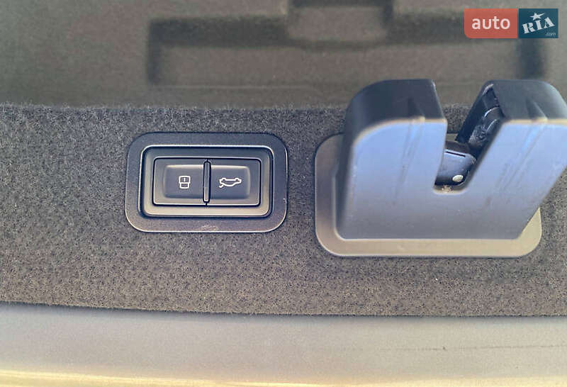 Седан Audi A6 2015 в Львове