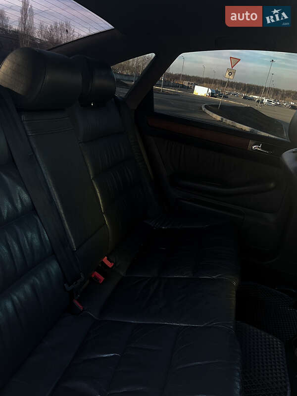 Седан Audi A6 1998 в Киеве