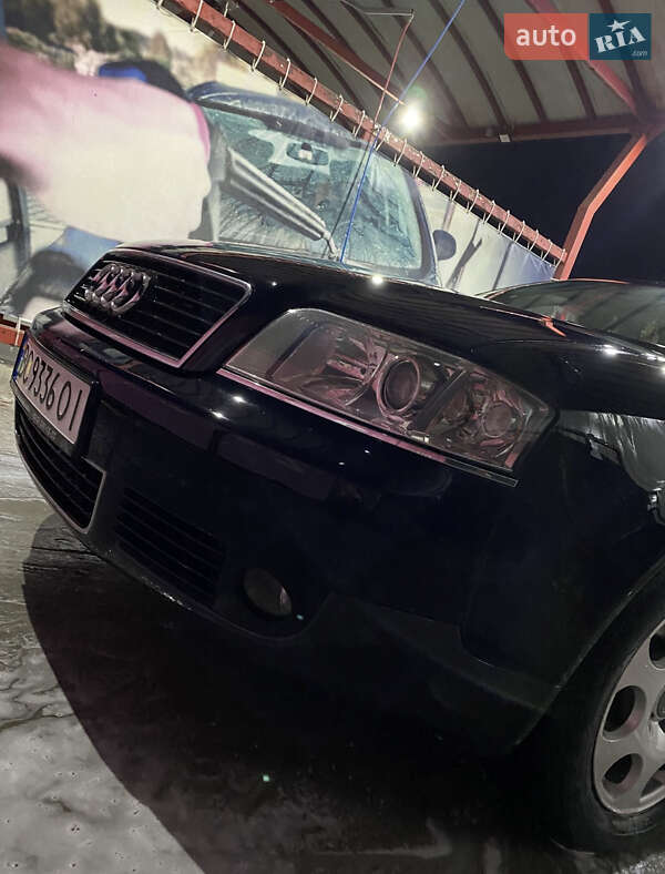 Седан Audi A6 2002 в Новом Роздоле