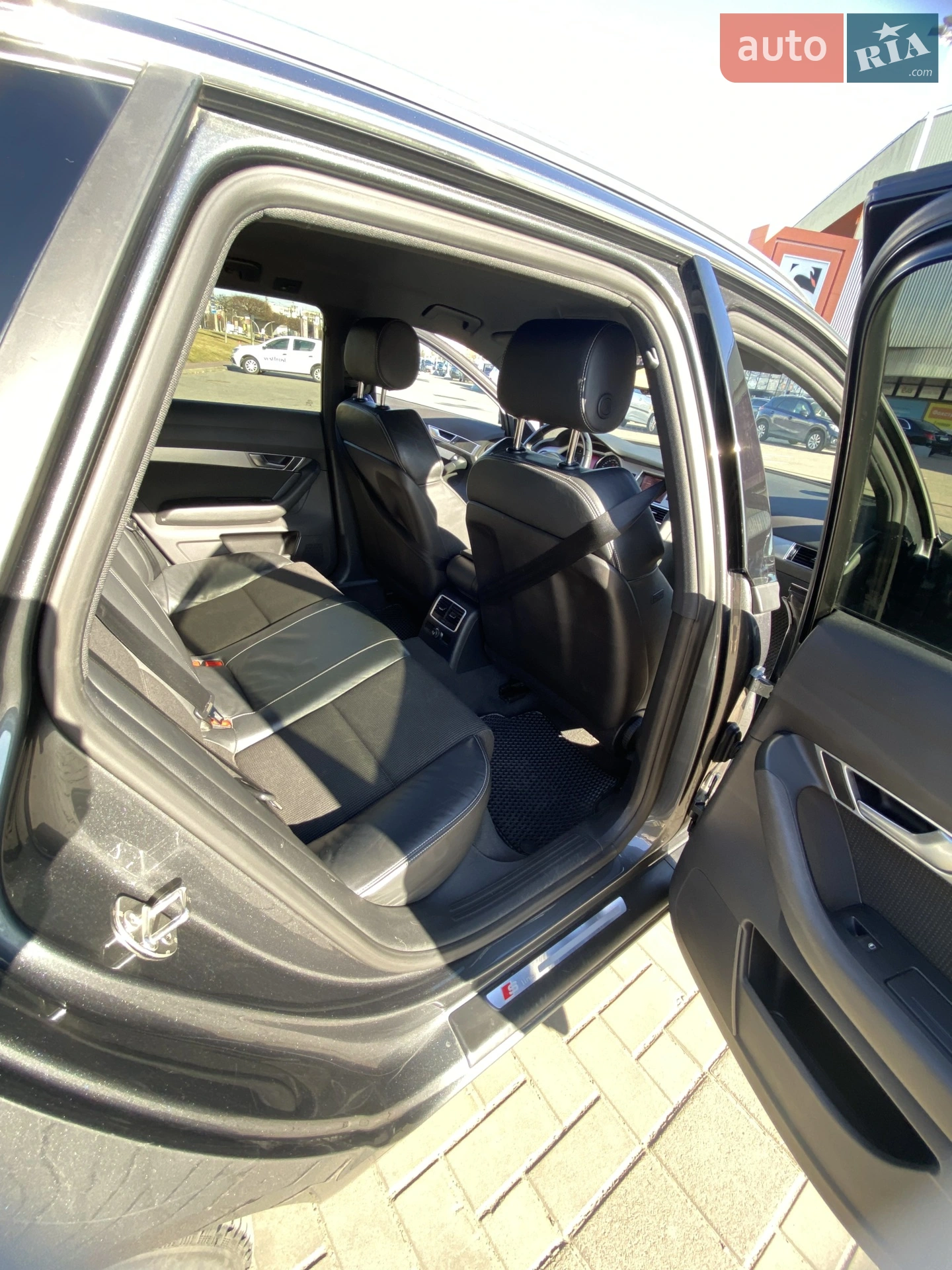 2010 Audi A6 - мініатюра 7