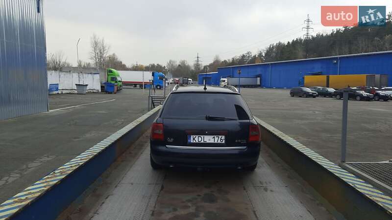 Универсал Audi A6 2001 в Киеве