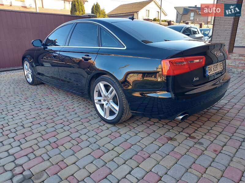 Седан Audi A6 2014 в Ровно