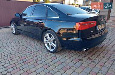 Седан Audi A6 2014 в 