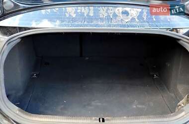 Седан Audi A6 2004 в 