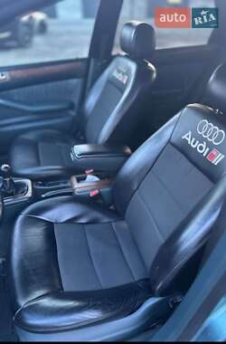 Седан Audi A6 1998 в 