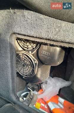Седан Audi A6 1998 в 