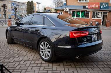 Седан Audi A6 2012 в 