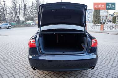 Седан Audi A6 2012 в 