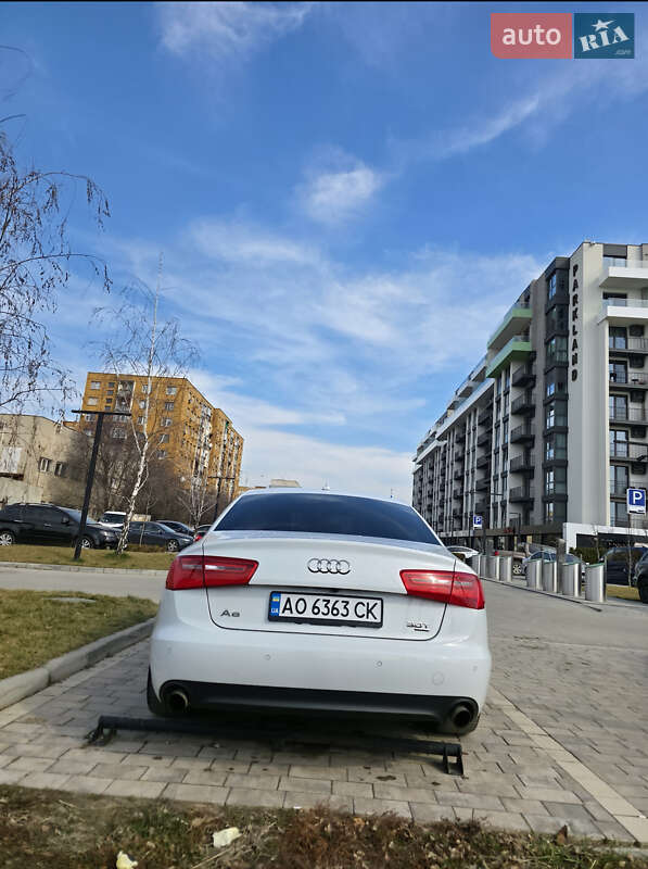 Седан Audi A6 2013 в Ужгороде