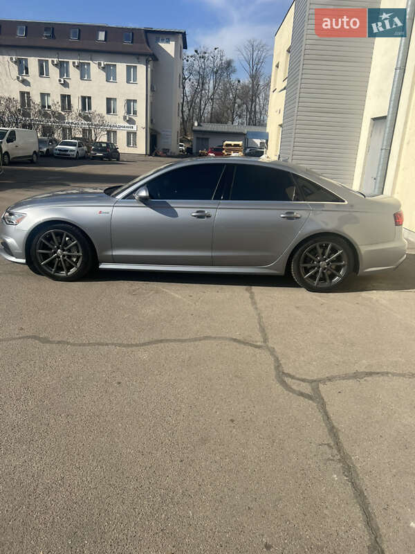Седан Audi A6 2018 в Киеве
