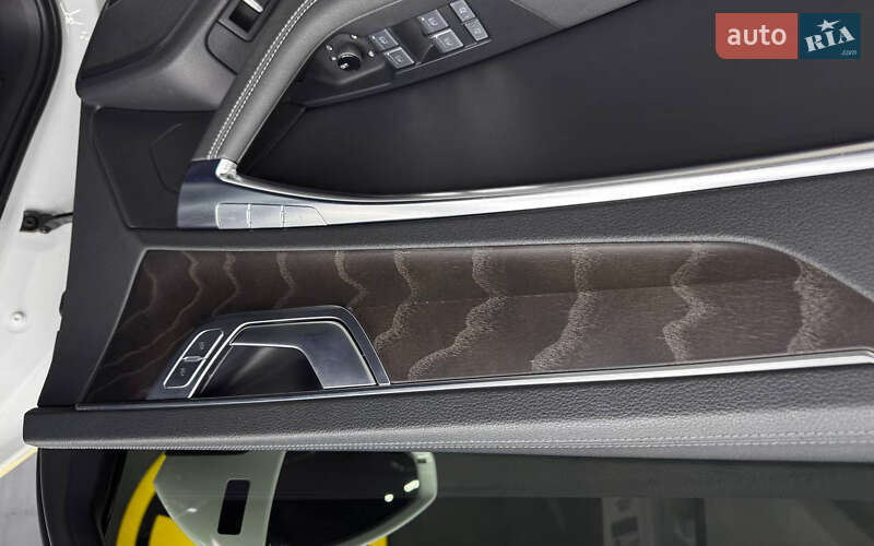 Седан Audi A6 2020 в Черновцах