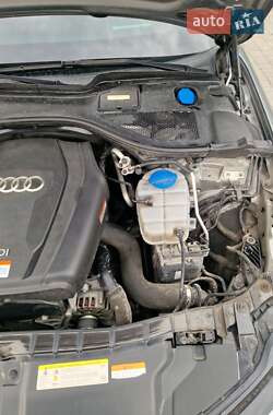 Седан Audi A6 2015 в 