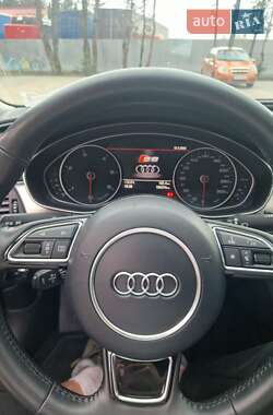 Седан Audi A6 2015 в 