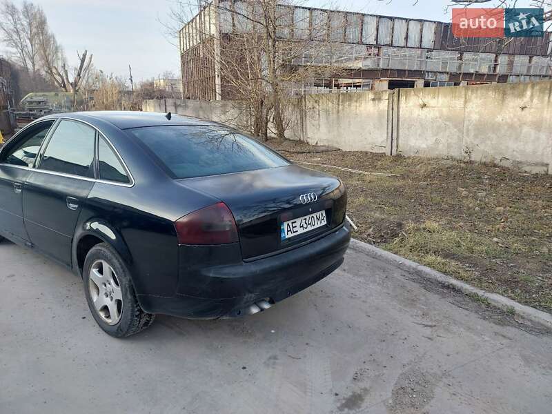 Седан Audi A6 2001 в Каменском