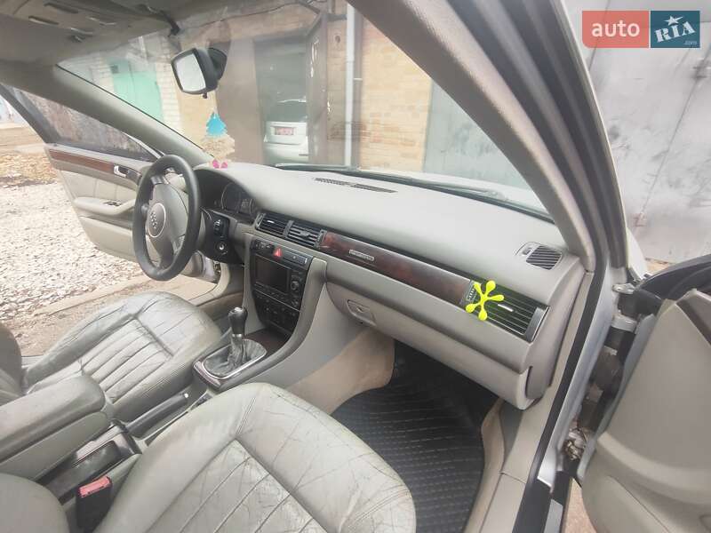 Седан Audi A6 2002 в Миргороді